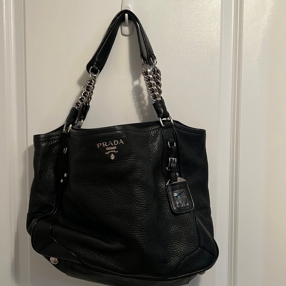 Black Leather Shoulder Bag - Picture 1 of 11